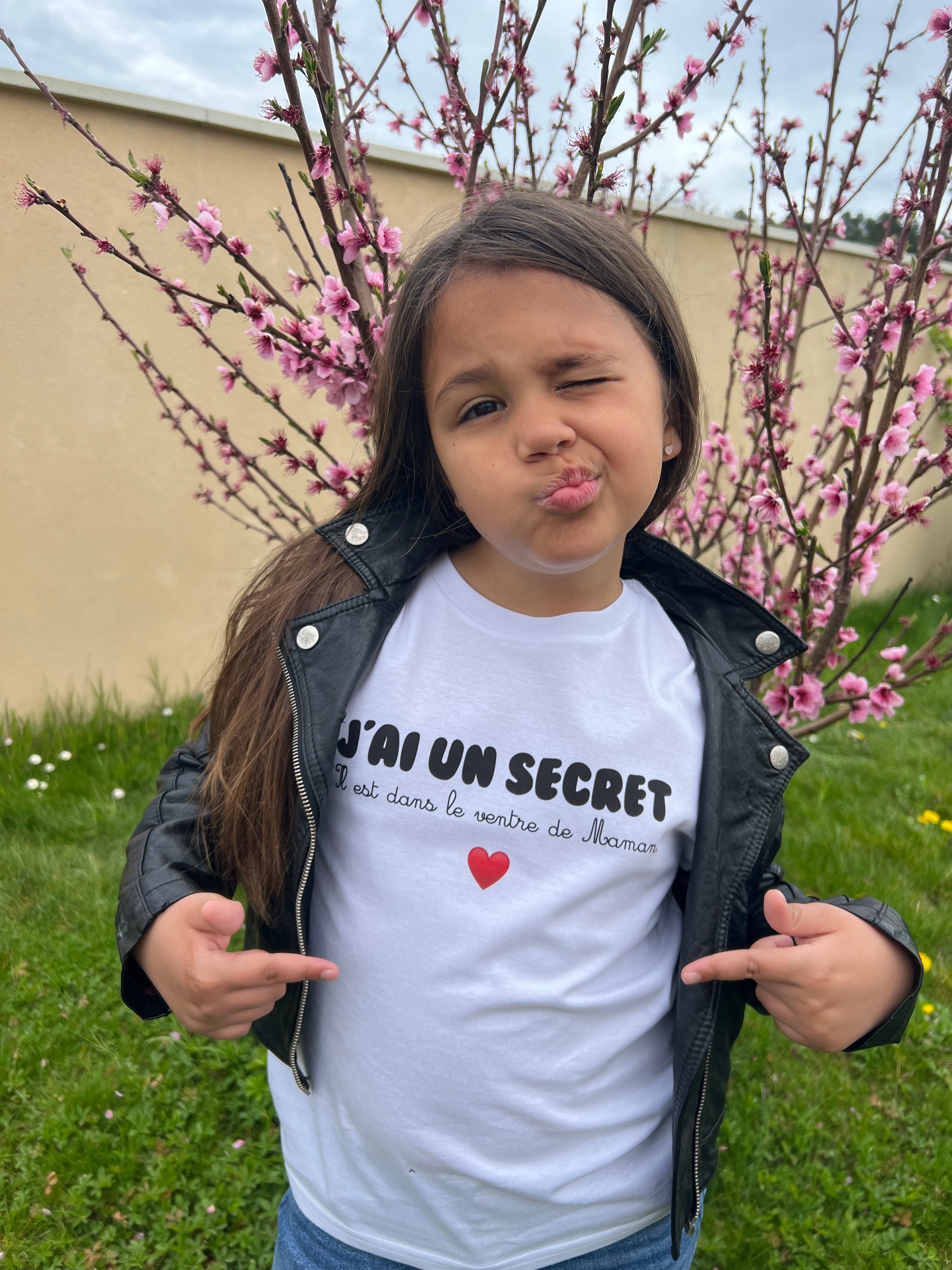 T shirt j ai un secret Annonce grossesse papa tshirt future grande soeur tshirt futur grand fr re